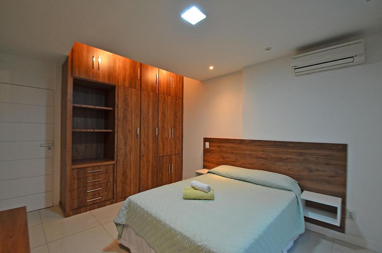 Apartment Confortavel 3qts: Vista Lateral Mar *