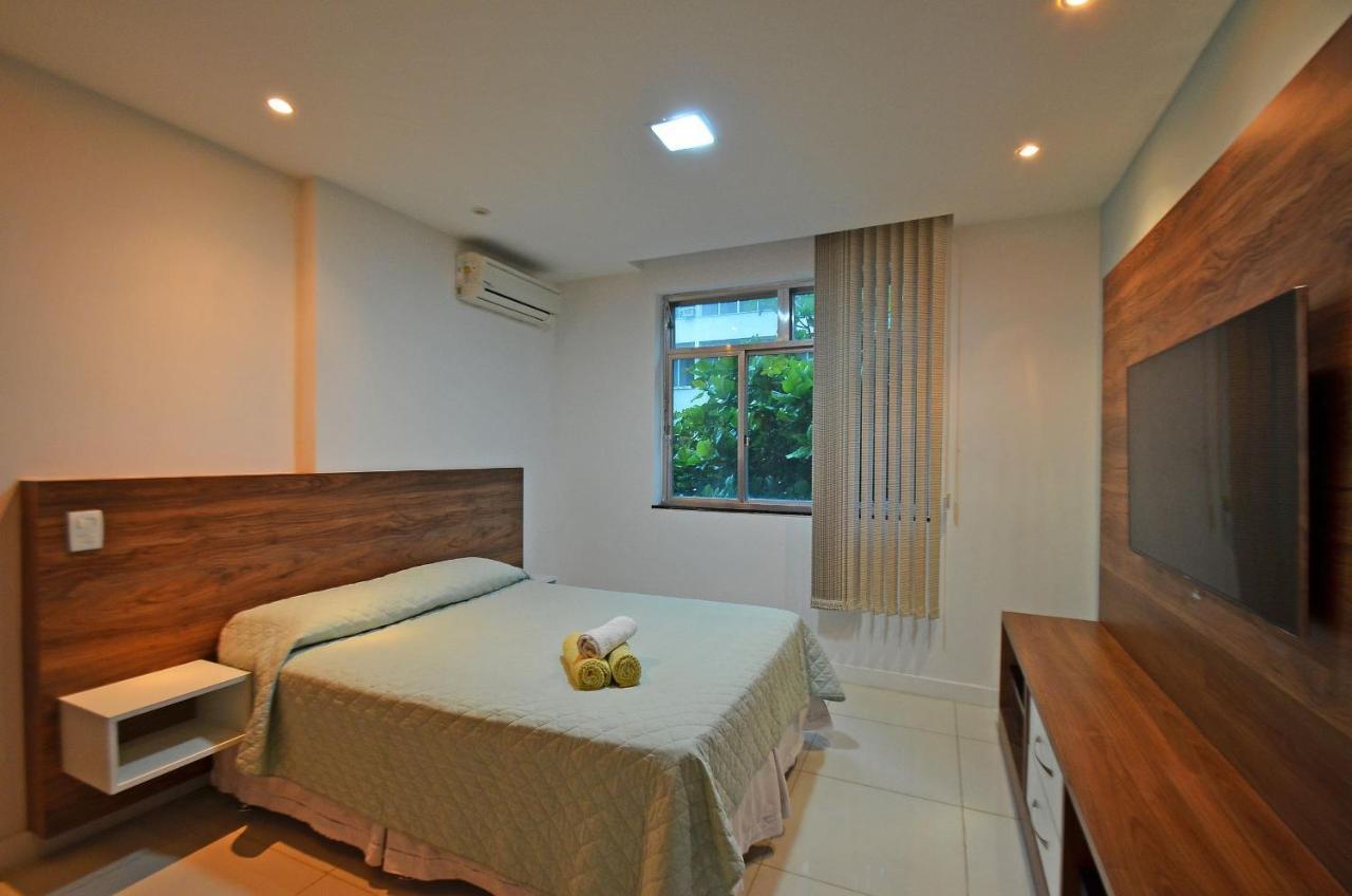 Confortavel 3Qts: Vista Lateral Mar Apartamento *