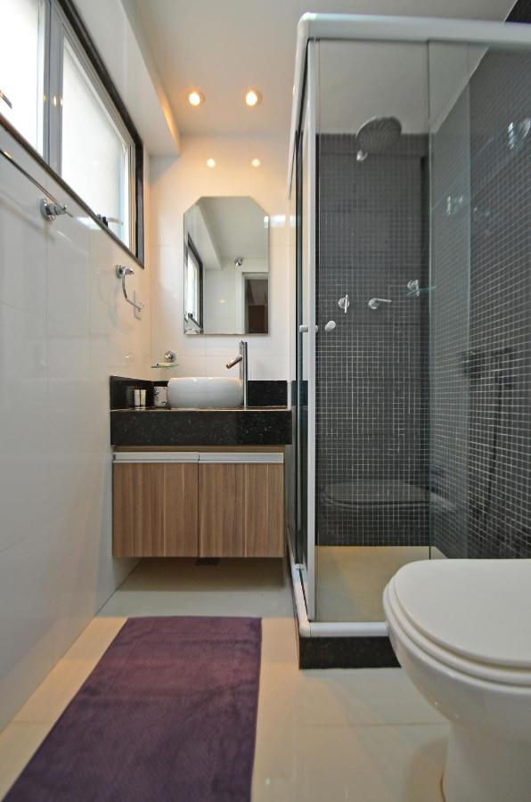 Confortavel 3Qts: Vista Lateral Mar Apartamento *