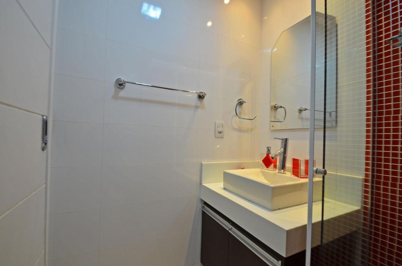 Apartamento Confortavel 3Qts: Vista Lateral Mar *